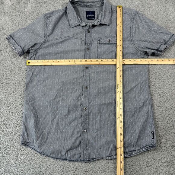 Prana Shirt Men's XL Grey Stripe Short Sleeve Button Up Pockets M1PATR115 - Picture 4 of 10